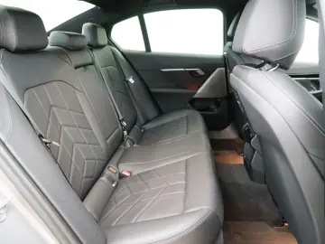 BMW 520d Limousine [M Sport  ACC  AHK  LED  RFK]