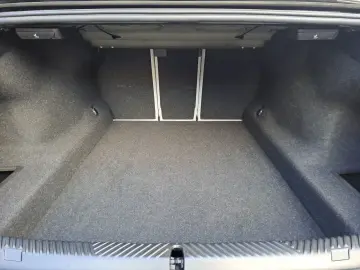 BMW 520d Navi Tempom.aktiv Bluetooth PDC HeadUp