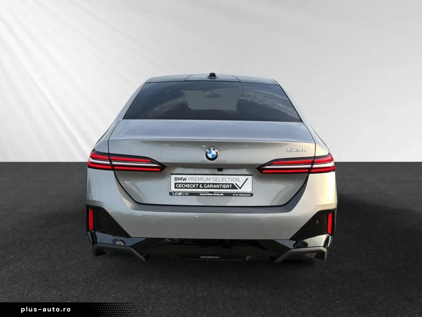 BMW 520i M Sport AHK Pano H K Sitzbelüft.