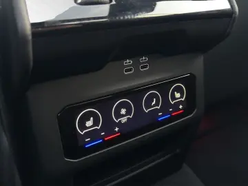 BMW 520i M Sport AHK Pano H K Sitzbelüft.