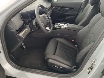 BMW 520i Lim. M Sport LiveCockpitPr. HiFi h k Kamera