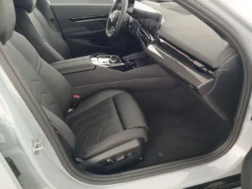 BMW 520i Lim. M Sport LiveCockpitPr. HiFi h k Kamera