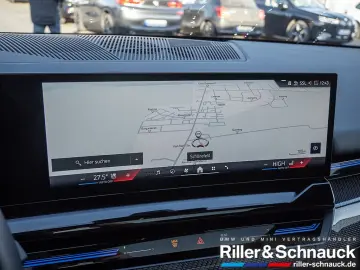 BMW 520i M-Sport AHK ACC HUD SITZBELÜFTUNG PANO 360