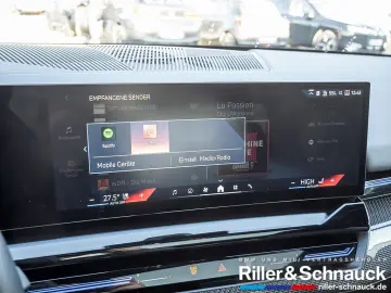 BMW 520i M-Sport AHK ACC HUD SITZBELÜFTUNG PANO 360