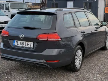 Volkswagen Golf 1.0 TSI OPF Comfortline