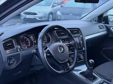 Volkswagen Golf 1.0 TSI OPF Comfortline