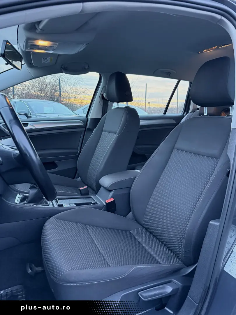 Volkswagen Golf 1.0 TSI OPF Comfortline