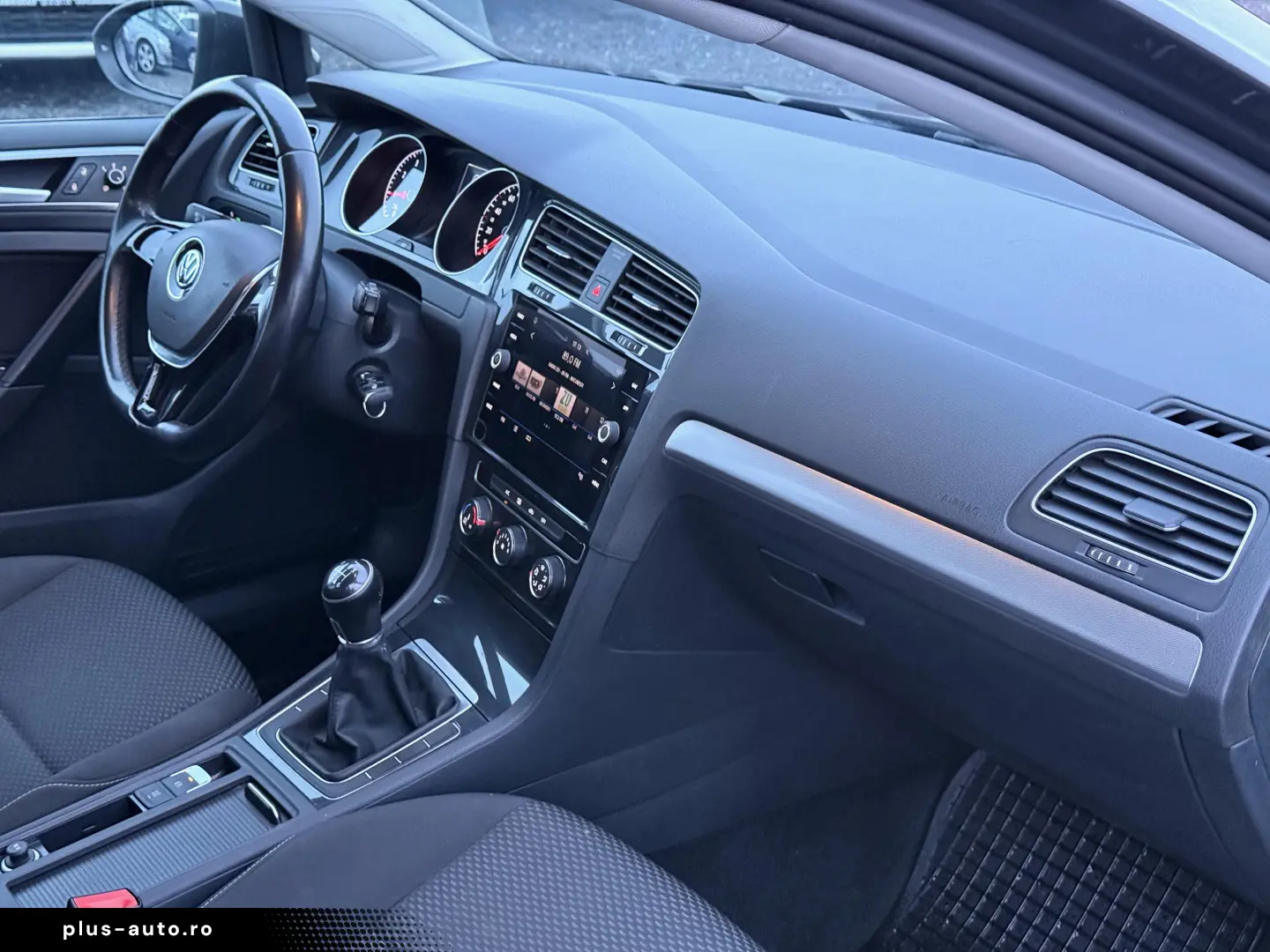 Volkswagen Golf 1.0 TSI OPF Comfortline