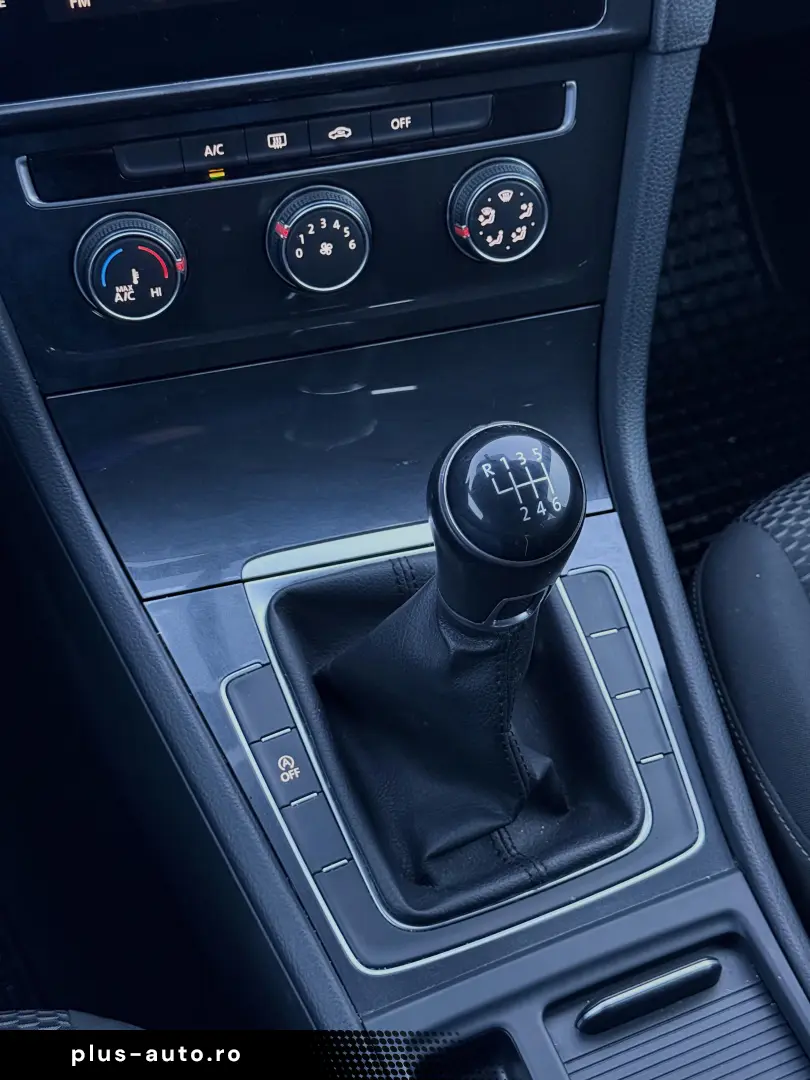 Volkswagen Golf 1.0 TSI OPF Comfortline