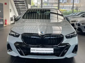 BMW 520i M Sport Pro A-LED ICONIC 360  20  HUD