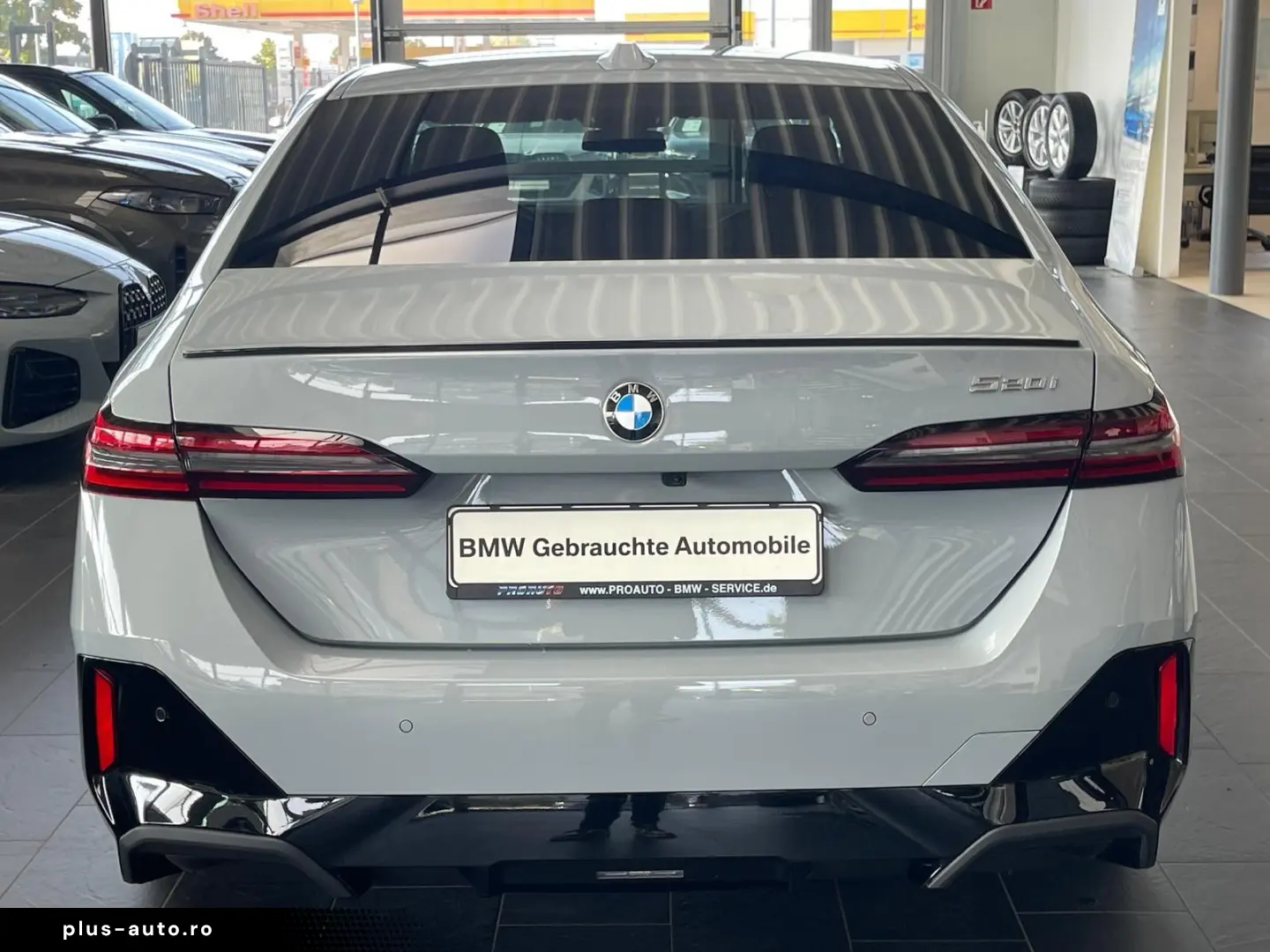 BMW 520i M Sport Pro A-LED ICONIC 360  20  HUD