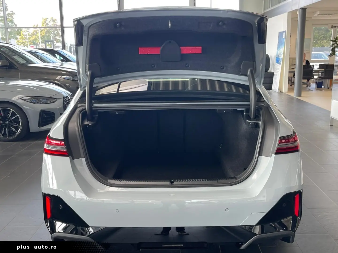 BMW 520i M Sport Pro A-LED ICONIC 360  20  HUD