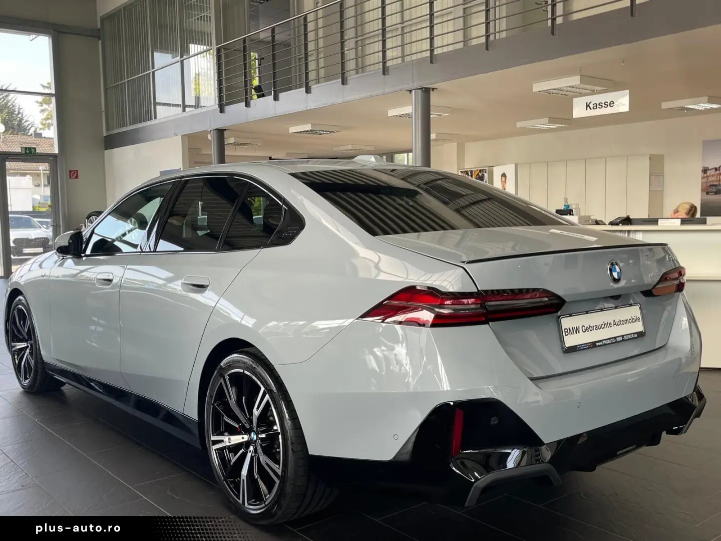 BMW 520i M Sport Pro A-LED ICONIC 360  20  HUD