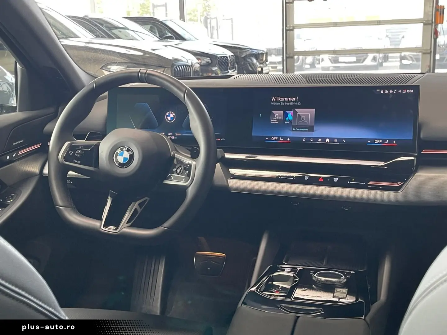 BMW 520i M Sport Pro A-LED ICONIC 360  20  HUD