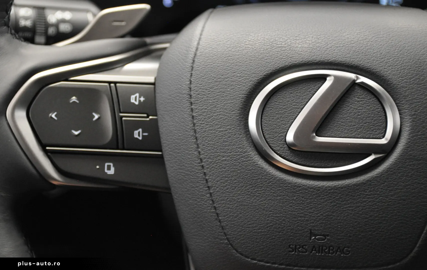 STOC auto NOU LEXUS NX 450H PlugIn 309CP