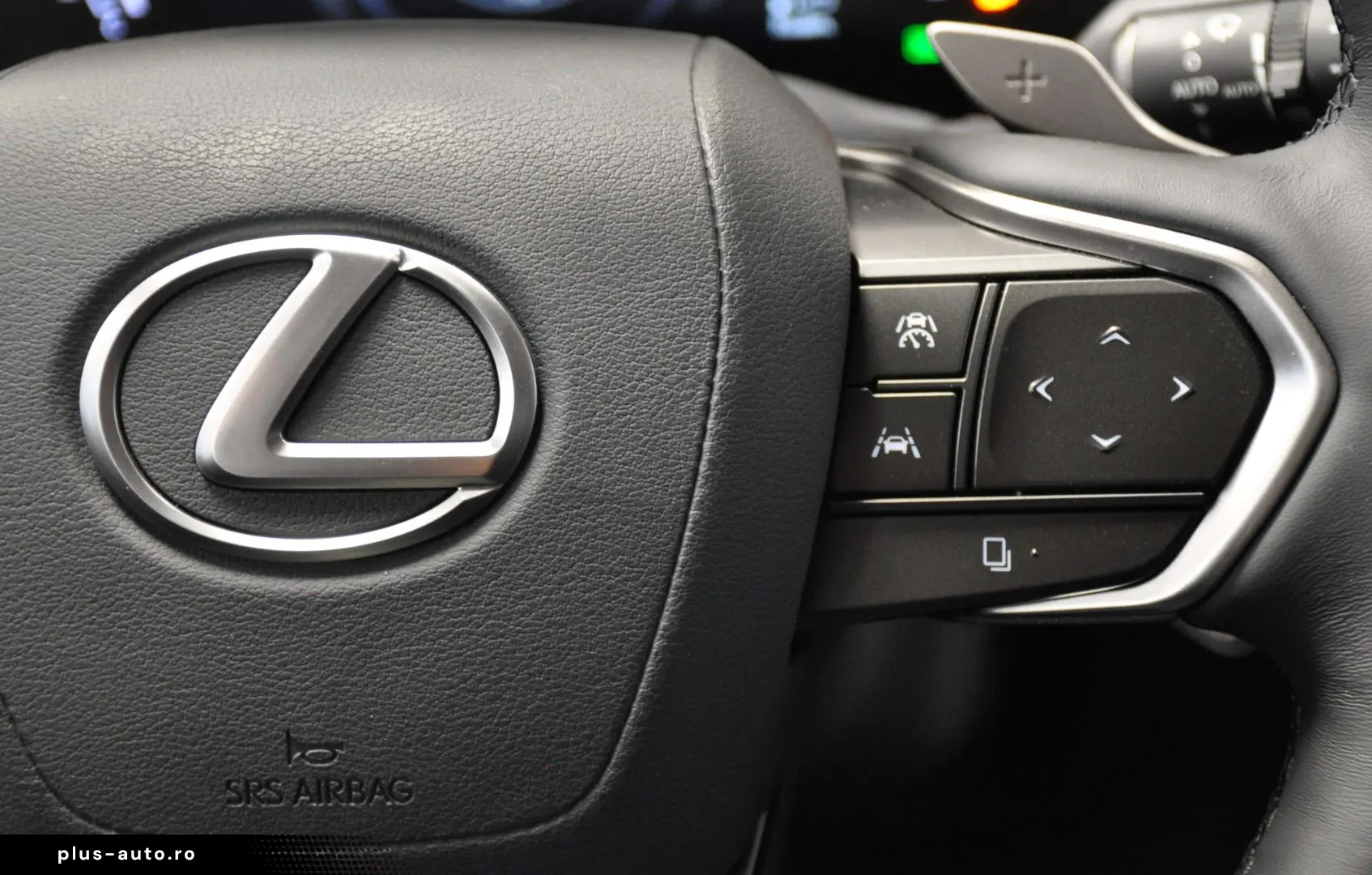 STOC auto NOU LEXUS NX 450H PlugIn 309CP