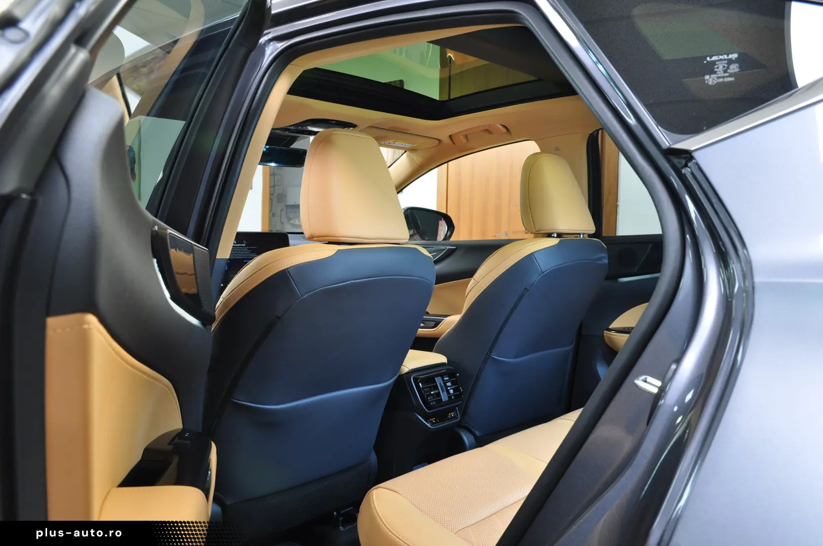 STOC auto NOU LEXUS NX 450H PlugIn 309CP