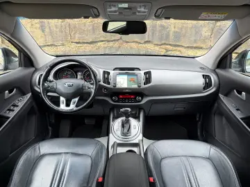 Kia Sportage 2.0Crdi 4WD Aut Spirit Model