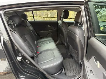 Kia Sportage 2.0Crdi 4WD Aut Spirit Model