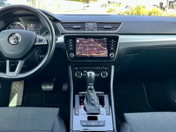 Skoda Superb 2.0Tdi Automatik Navi Garantie