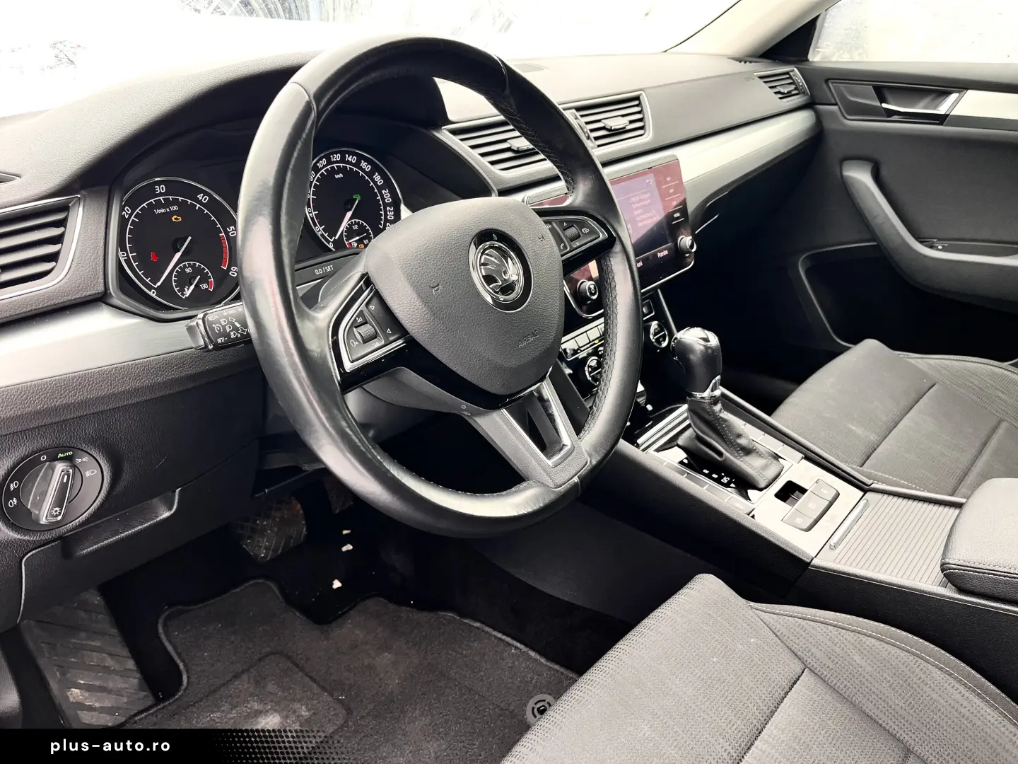 Skoda Superb 2.0Tdi Automatik Navi Garantie