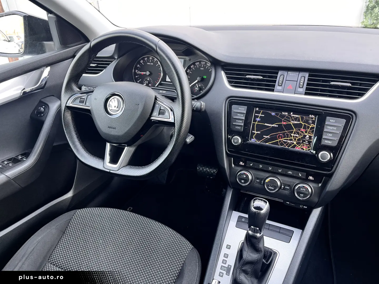 Skoda Octavia 1.6 Tdi Dsg- Navi-Padele-Xenon