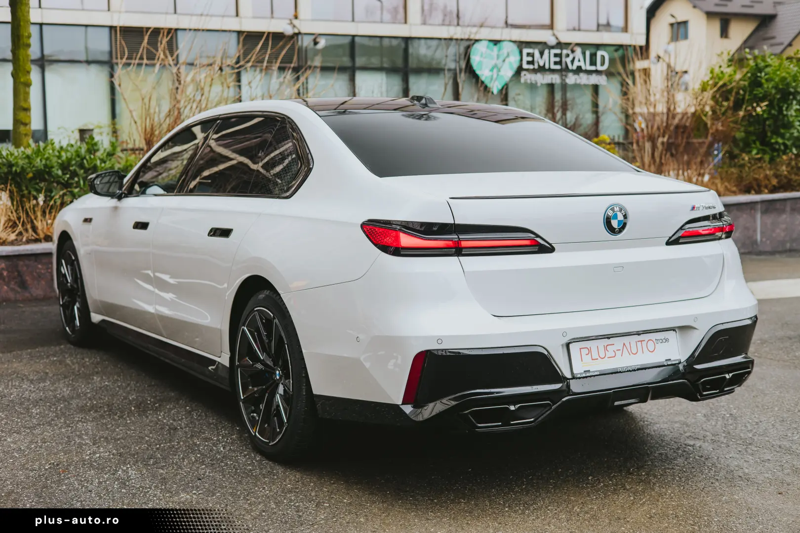 BMW M760e xDrive