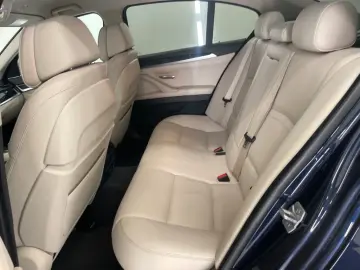 BMW 5-SERIE 520i High Executive  Jan-16  150.480