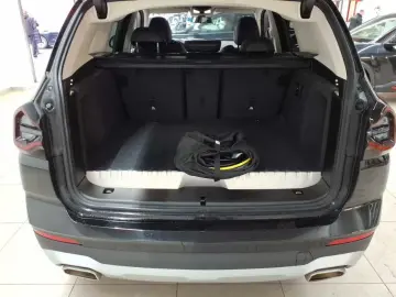 BMW X3 xDrive30e