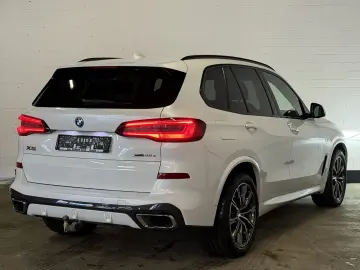 BMW X5 xDrive 45 e M Sport UPE  101.346 €   Massage