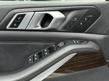 BMW X5 xDrive 45 e M Sport UPE  101.346 €   Massage