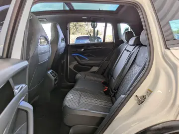 VW Tiguan 2.0TDI R-Line 4M Pano Black  Matrix 20