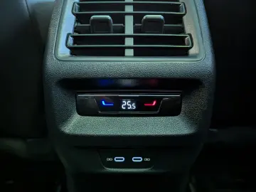 VW Tiguan 2.0TDI R-Line 4M Pano Black  Matrix 20