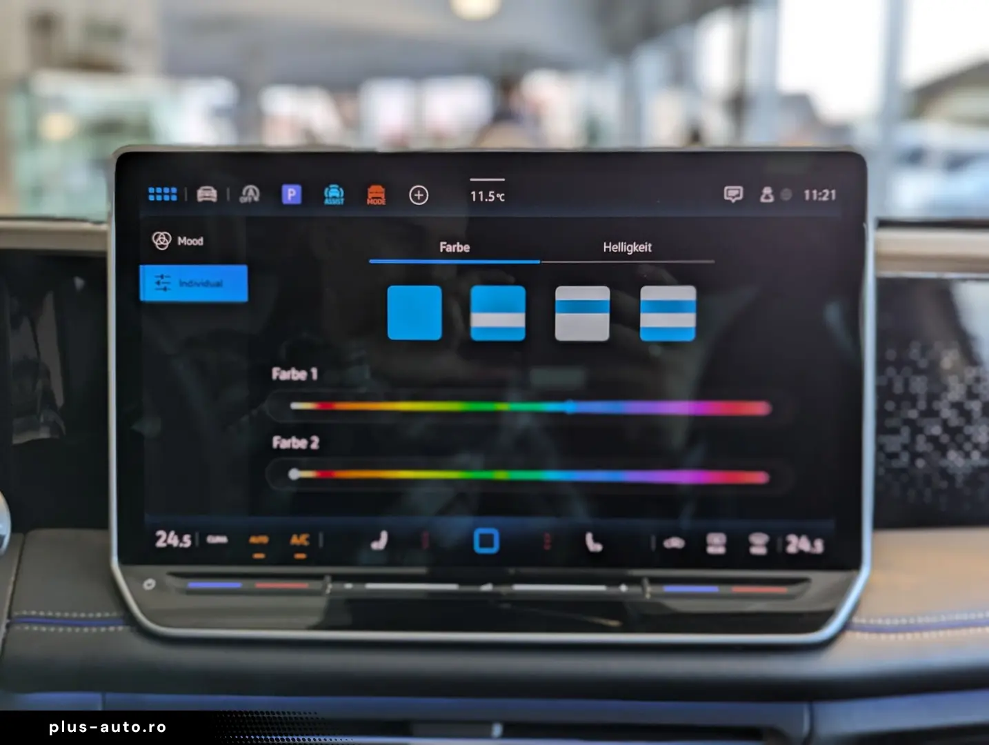 VW Tiguan 2.0TDI R-Line 4M Pano Black  Matrix 20