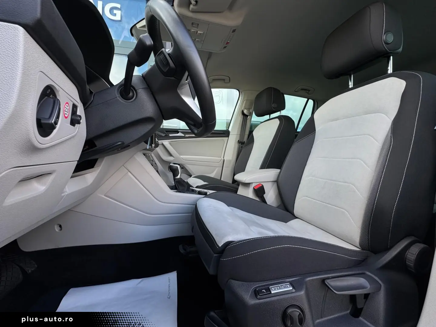 VW Tiguan 4Motion 2.0 TDI DSG R-Line 200 CP