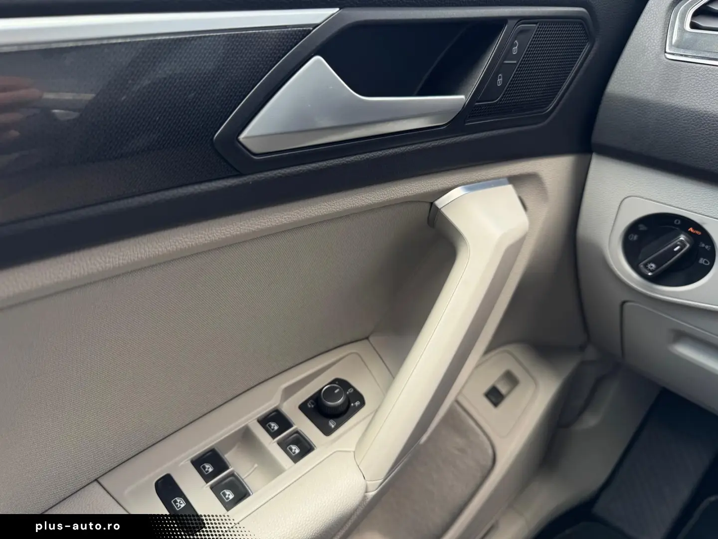 VW Tiguan 4Motion 2.0 TDI DSG R-Line 200 CP