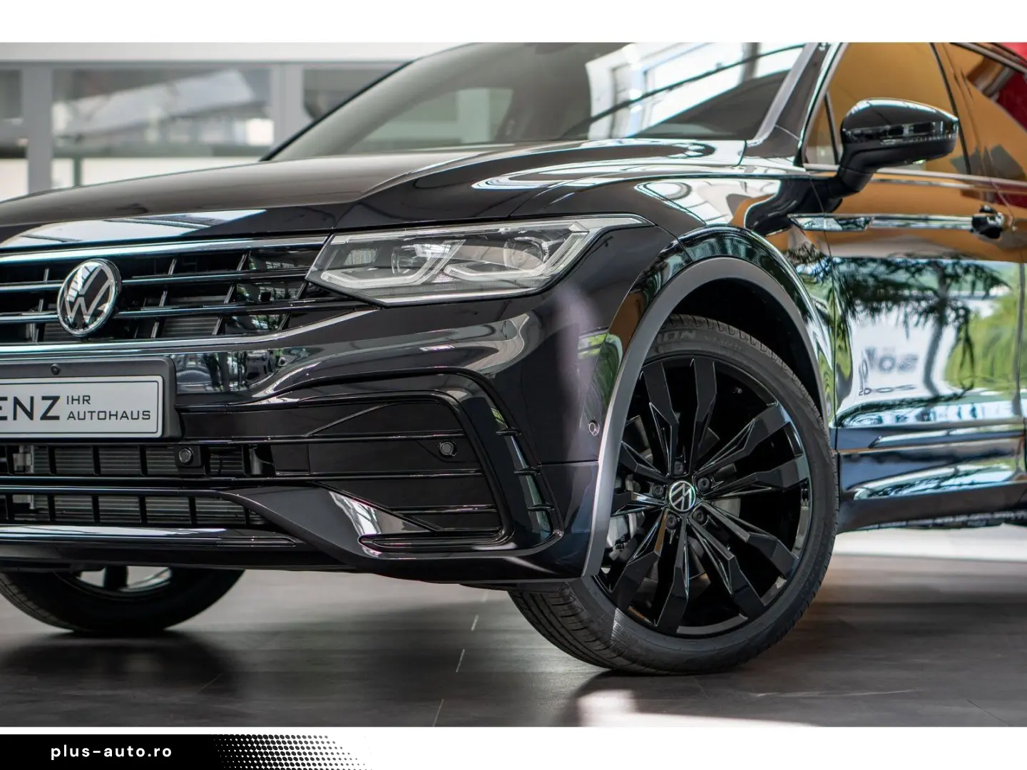 VW Tiguan R-Line TDI Allrad DSG  AHK LED Cam Webasto