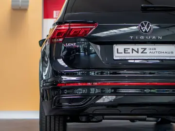 VW Tiguan R-Line TDI Allrad DSG  AHK LED Cam Webasto