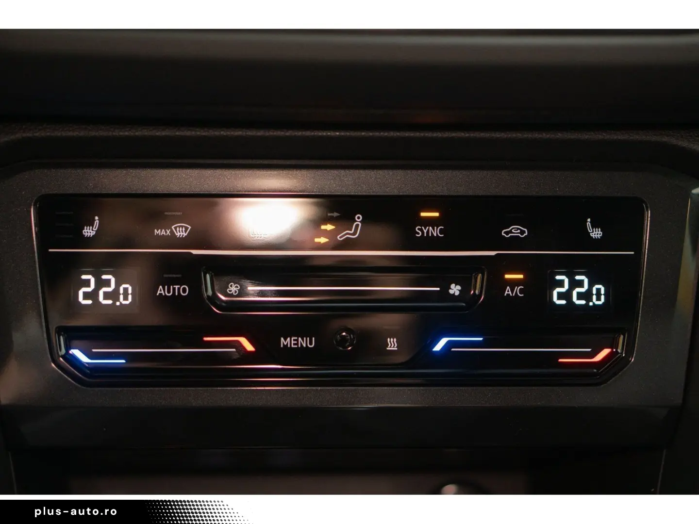 VW Tiguan R-Line TDI Allrad DSG  AHK LED Cam Webasto