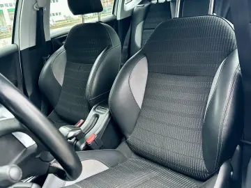 Peugeot 2008  distributie ef  cutie automata  garantie  rate