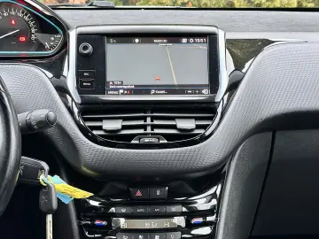 Peugeot 2008  distributie ef  cutie automata  garantie  rate