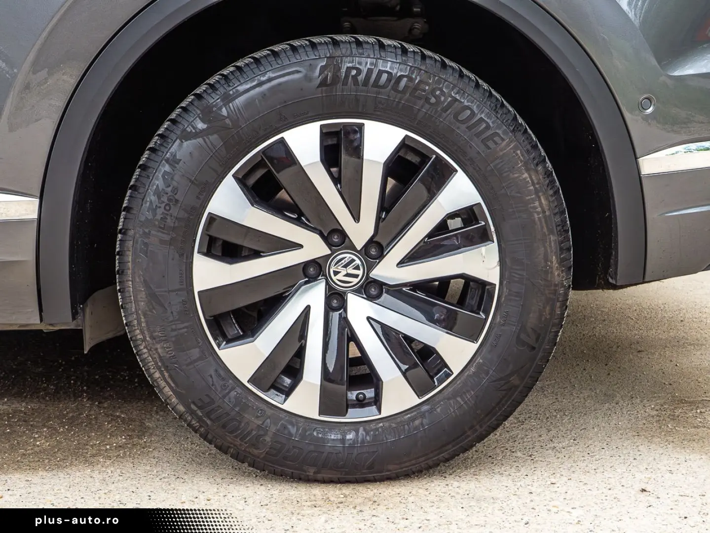 Volkswagen Touareg   3.0 TDI V6   231 CP   Euro 6   2020   S