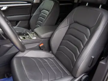 Volkswagen Touareg   3.0 TDI V6   231 CP   Euro 6   2020   S