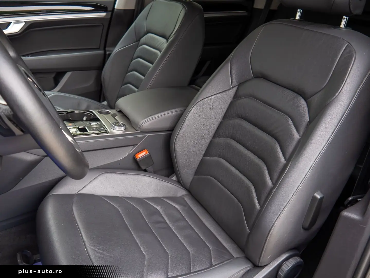 Volkswagen Touareg   3.0 TDI V6   231 CP   Euro 6   2020   S