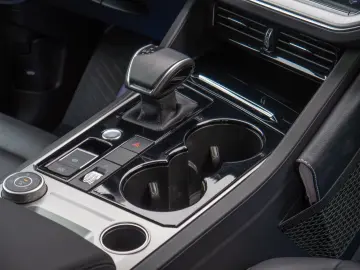 Volkswagen Touareg   3.0 TDI V6   231 CP   Euro 6   2020   S