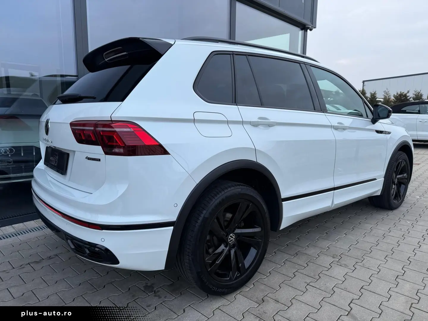 VW Tiguan R-Line 4Motion 2.0 TDI DSG LED ACC AHK