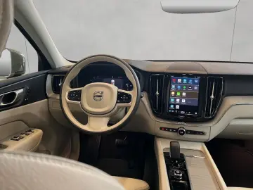 VOLVO XC60 B5 AWD Aut Leder-Beige PilotAssist BLIS 19'