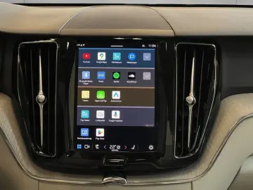 VOLVO XC60 B5 AWD Aut Leder-Beige PilotAssist BLIS 19'