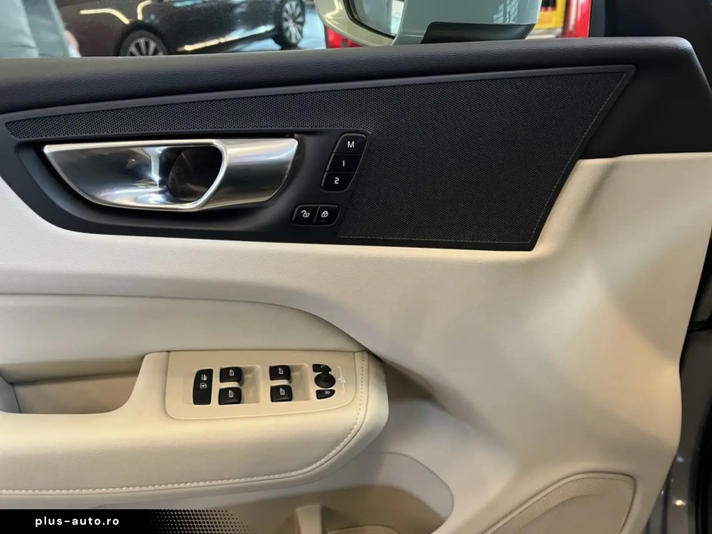 VOLVO XC60 B5 AWD Aut Leder-Beige PilotAssist BLIS 19'