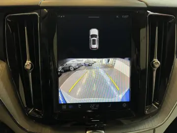 VOLVO XC60 B5 AWD Aut Leder-Beige PilotAssist BLIS 19'